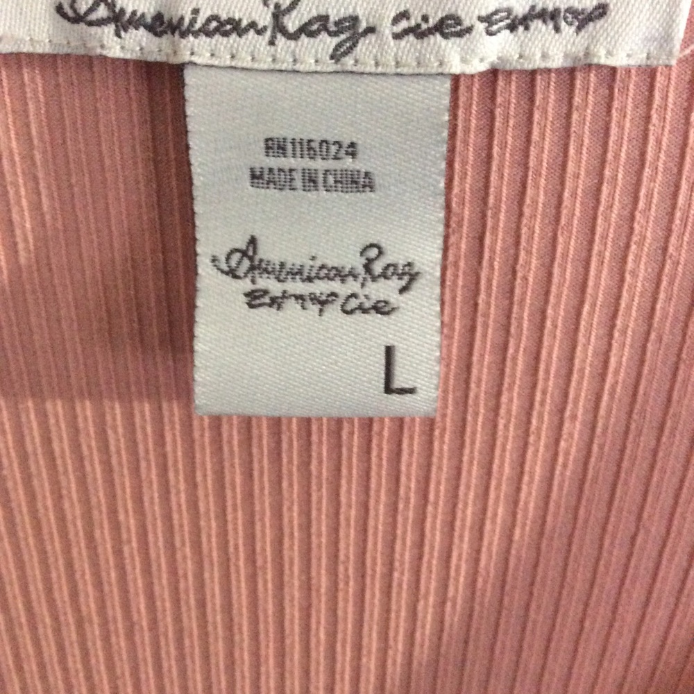 American Rag peach blouse - Picture 2 of 2